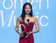 제니, 美