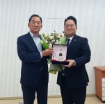 김대영 인천시의원, 경인방송 감사패 수여