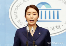 【시사】<미담> 강선우 의원, 대전 폐지 줍던 노인의 외제 차 긁은 피해 벌금 내줘 ‘훈훈’