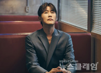 영탁, 가수도 배우도 척척… 엔터테이너 정석