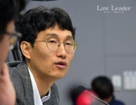 판사 출신 차성안 교수 "체포영장 정당, 윤석열과 경호처 받아들여"