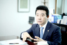 박정 의원, “LA총영사관 관할 지역 300여 개 한인단체 중 49개만 정보 갖고 있어...”