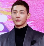지수, 김수현과의 친분설 부인
