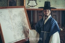 최초의 한국인 사제 김대건의 10년, 영화 <탄생>으로 기록되다