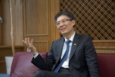 조정훈 "공무원 임금 삭감,