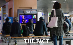 윤여정, 한국영화사 최초