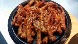 꼬꼬불닭발