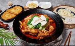 유담 솥뚜껑닭볶음탕 분당정자본점