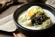 부산아지매국밥 산본점 | 부산아지매국밥 가재울뉴타운점