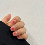 꼼티네일