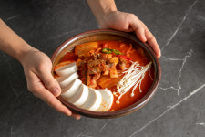 뼈대있는김치찜왜관점 | 팔조령김치찜 칠곡점