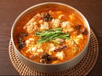 채비스테이 마포성산점 정성옥