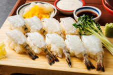 초밥 물고기 두마리