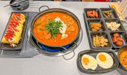 고기반햄반김치찌개장 | 고기반햄반김치찌개&김치찜 상봉본점