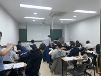 아메리칸시티어학원에이엠씨학원 | 이엠씨영어학원