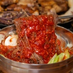 영투 솥뚜껑 김치삼겹살 | 마장동 솥뚜껑 김치삼겹살