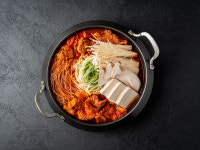 옛골돈갈비 | 청춘옛골 매운갈비김치찜 모란본점