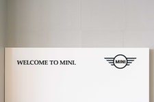 (주)풀무원푸드앤컬처 바바리안모터스 송도 | 바바리안모터스 MINI 송도 컴플렉스전시장
