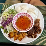서울 노원에서 맛본 찐 하노이 쌀국수🇻🇳 일반 베트남쌀국수가 아닌 납작한 면발! 양파절임이 아님 마늘 초절임을 겻들여 먹는 하노이식...