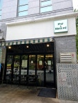 포 앤 반미 1/2(A세트) 15000원 소고기 쌀국수 1/2과 포크반미 1/2을... 치킨반미 변경은 어렵다고 하셨다. 점심시간이라 웨이팅약간 있었다....