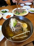 맛을만드는친구들풍년양계장 | 대동면옥 대구. 메밀국수와 슴슴한 국물이 일품. 하지만 친구들이랑 남편은 이 맛을 모른다. 냉알못들 같으니라고... #냉면맛집 #대동면옥