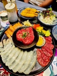 소호동 회센터(시청방면) | 회,육회,사시미에 술 한잔하면 스트레스 날려 버릴 수 있는 술집... 수원시청역 도보 5분, 경기아트센터 도보 3분! #오늘여기클립 #인계동술집...
