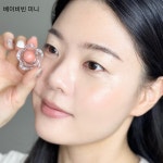 함께 들어있는 베이비빈 미니 키링은 여리여리한 베이지에 브라운이 살짝 들어가서 크림 코랄이랑 잘 어울리고, 진짜 귀여워서 자꾸 손이 가요...