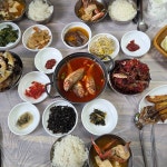 맛도리 식당❤️ 모든 메뉴가 추가 금액 없이 더 주시는데 심지어... ㅎㅎ 여수 사시거나 여수를 간다면 꼭 방문해보세요!! 📍여수 싱싱게장마을