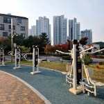 성성동 푸르지오 아파트들 사이 무료운동기구, 배드민턴장, 놀이터가 있는 성성3지구 근린공원 🎈 성성3지구 근린공원 🧭충남 천안시 서북구...