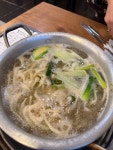 인생 최애 바지락 칼국수 집. 가격도 양도 맛도 모두 굿굿굿. 심지어... 네이버클립 #오늘여기클립 #클커왕 #바지락칼국수 #대부도맛집 #배터지는집