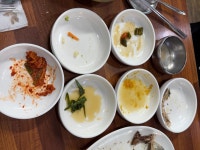 제주 필수코스 큰여. 새로운메뉴 고사리육개장도 맛나고 고등어구이는... 서울가면 또 그리워지겠지… #큰여 #2만원짜리고등어구이...