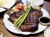 #오늘여기클립 #내돈내산 약수역 스테이크 맛집 본스테이크 스테이크 퀄리티 너무 좋고 익힘정도도 좋고 기념일에 방문하기 딱 좋은 곳이에요...