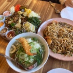 겁나게 맛있었다리🧡 #클립챌린지 #클립챌린져 #라온하제 #창원맛집 #마산맛집 #마산귀산 #귀산맛집 #베트남음식점 #소소한일상 #오늘여기클립