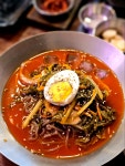 래돈 | 맛집🔥 #래돈 #래돈영등포점 #오늘클립챌린지 #봄나들이 찌니 PICK ✔️ 래돈 작은판 세트 (500g, 2인) [ 관자살 뽈살 덜미살 롤항정 두삼겹...