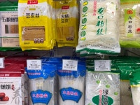 천룡중국식품아시아마트 | 궁동 아시아마트에서 중국 식재료 쇼핑하고 왔습니당 집에서 훠궈... 제가 구매한 것들 외에도 중국 라면, 과자, 각종 마라 소스, 냉동식품, 교자...