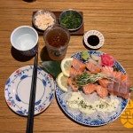 연어 떼깔 보세요 📍연꽃치 성신여대점 혼술땡기러 왔는데요 연어... 네이버클립 #성신술집 #혼술집 #성신맛집 #연어 #성신밥집 #연꽃치 #연어맛집
