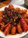 여름 마라롱샤 시즌이져 3만원 가격치고는 양이 많지않지만 창원에서 이정도로 롱샤 맛나게 하는 집 드물어요 #오늘클립챌린지