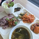(주)명성에프엠씨 한성지티지점 | 든든한 한 끼가 필요한 직장인들을 위한 수원단체급식 🍱 명성에프엠씨는 매일 달라지는 다양한 메뉴와 균형 잡힌 영양으로 만족도를 높여주는...