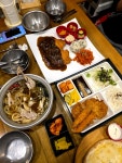 두셰프의돈가스&마우시지광장점 | 안지랑에서 돈가스 맛집 찾는다면 여기 저장📌 두셰프의돈가스앤마우에서 든든하게 한 끼 해결하고 왔어요🍴 바삭하게 튀겨낸 돈가스는 겉은...