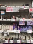 어뮤즈코스(AMUSECOS) | 출시된 어뮤즈 산리오 틴트, 미니틴트도 있었어요! 15분 정도... 하시네요) #망원동 #오프뷰티 #뷰티 #kbeauty #망원핫플 #망원역 #쇼핑코스...