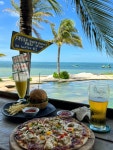 로리스피자LorrisPizzaFactory | 푸꾸옥 로리스 비치바🏝️ 이국적인 뷰에 취하고 피자&햄버거까지 맛있는 곳! 위치가 조금 안쪽이라 찾아가기 힘들 수 있는데, 푸꾸옥 도깨비...