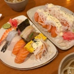 연어가 최고😛😋💗ㅎ ㅅ ㅎ #오늘여기클립 #참새초밥 #초밥