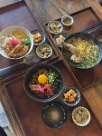 (주)KR산업이인(상)휴게소우동규동 | 마무리하는 규동 소고기 양도 많고 양념도 잘 베어있다☺️ 밑반찬인 깍두기와 와사비로 버무린 버섯과 잘어울리는 정갈한 한상! 휘로토리우동...