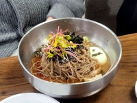 #온천장맛집 #만서리이가네막국수 #메밀싹수육 이 자꾸 생각나서 #또간집 여전히 맛있었다! 쌀쌀한 날씨에 옹심이메밀칼국수도 뜨끈허니 굿굿...
