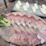 파전이 기본으로 나오고 와사비와 쌈장 마저 맛있는 곳 광어 밀치 우럭 외 고급어종도 취급 매일 공수해 온 활어! 📍부산 부산진구 당감동...