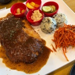 #오늘클립챌린지 #앞산맛집 #대구앞산맛집 #두셰프의돈가스앤마우 곧... 바로 두셰프의돈가스앤마우!! 돈가스와 마약우동을 파는 곳이랍니다 바삭...