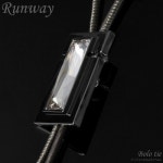 클루아조네 볼로타이 목걸이 천연가죽 크리스탈 Runway X2 Collection 블랙메탈 실버 나이트 : 클루아조네코리아