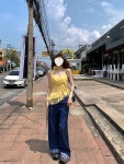 언발 프릴 나시 블라우스 : 아이니츄I NEED CHU