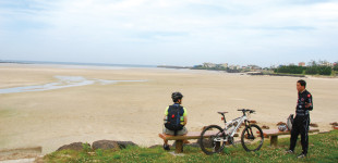 제주도 & 동해안 자전거길, 국내 최고의 해변길 - 넓은 백사장이 독특한 표선해수욕장