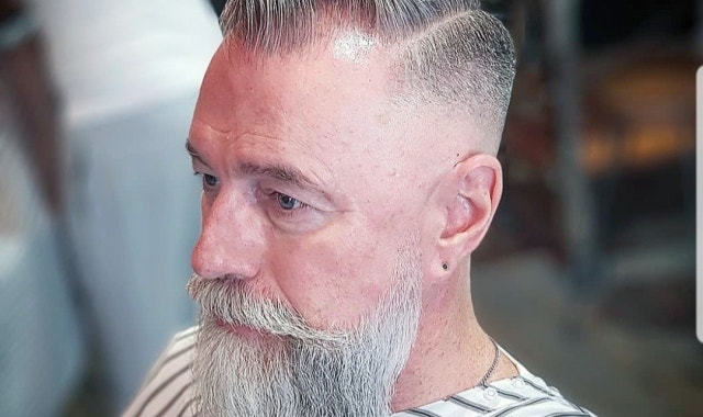 Fade Black Barbershop